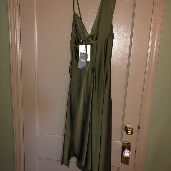 Dress - Picture 3 of 3